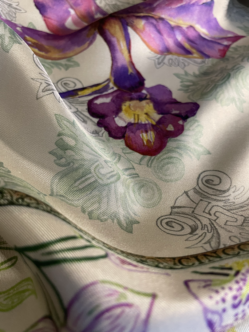 Pañuelo Orquídeas 5 Colones | Curated Gift