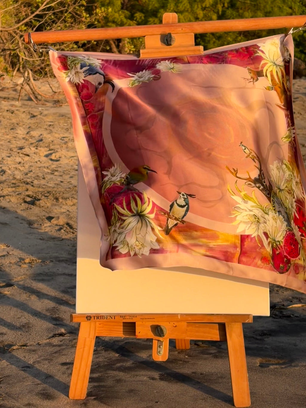 Pañuelo de Seda Bosque Seco II | Curated Gift